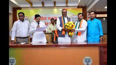 BSP leader and former west UP coordinator Govind Bhati joined BJP along with other leaders in Lucknow on Friday. (Sourced) BSP leader and former west UP coordinator Govind Bhati joined BJP along with other leaders in Lucknow on Friday. (Sourced)