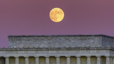 The full moon, also called the Beaver Moon, rises above the Lincoln Memorial at sunset in Washington (AP) The full moon, also called the Beaver Moon, rises above the Lincoln Memorial at sunset in Washington (AP)
