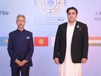 External Affairs Minister S Jaishankar kept Pakistan Foreign Minister Bilawal Zardari at a distance at SCO FM Goa meeting. External Affairs Minister S Jaishankar kept Pakistan Foreign Minister Bilawal Zardari at a distance at SCO FM Goa meeting.