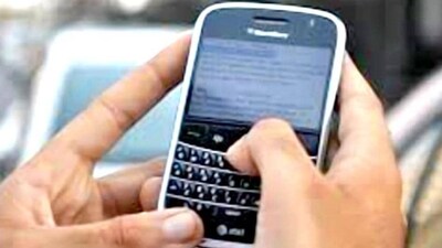 Mobile phone calls associated with increased risk of high blood pressure: Study Mobile phone calls associated with increased risk of high blood pressure: Study