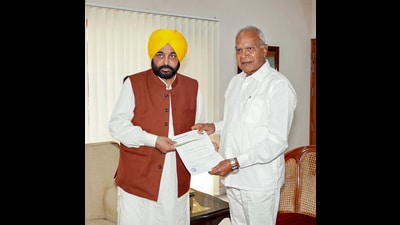 The governor had sent the video to the Chandigarh Director General of Police to check its authenticity after Congress MLA Sukhpal Singh Khaira submitted it to him. (PTI file photo)