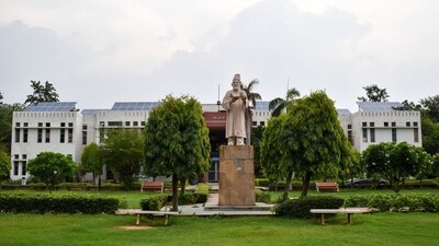 Jamia Millia Islamia recently issued an official notice according to which final year postgraduate students and undergraduate students can resume physical classes on campus from March 2 and 15 respectively. Jamia Millia Islamia recently issued an official notice according to which final year postgraduate students and undergraduate students can resume physical classes on campus from March 2 and 15 respectively.