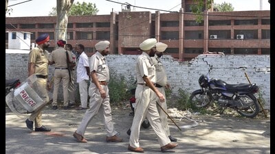ail officials came to know about the escape of Rohin Bhatti on Friday during the attendance of inmates. (HT Photo)