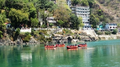 Teesta River, Sikkim: Teesta River offers a thrilling rafting experience with its strong currents and rapids. The scenic beauty of the Himalayan range makes it a popular destination among tourists. (Representative Image (Unsplash)) Teesta River, Sikkim: Teesta River offers a thrilling rafting experience with its strong currents and rapids. The scenic beauty of the Himalayan range makes it a popular destination among tourists. (Representative Image (Unsplash))