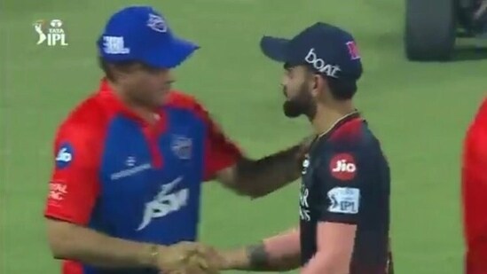 Sourav Ganguly, Virat Kohli bury the hatchet, engage in internet-breaking act