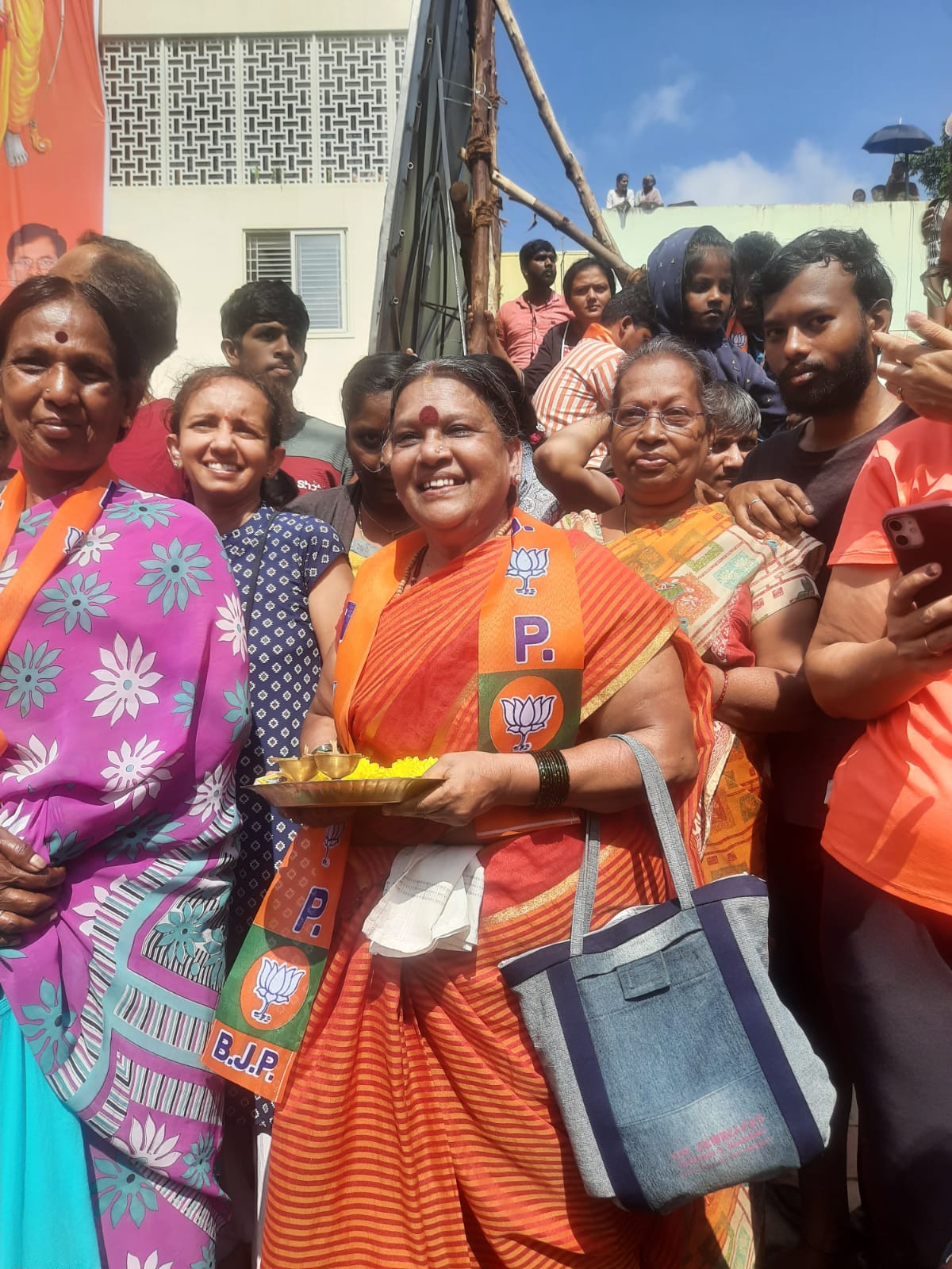 PM Modi's supporters gather in Bengaluru's JP Nagar ahead of the two-day mega rally. PM Modi's supporters gather in Bengaluru's JP Nagar ahead of the two-day mega rally.