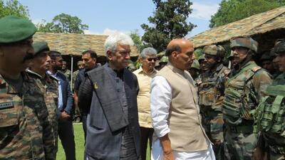 In Rajouri, the defence minister briefed about the ongoing operations at headquarters of 25 Infantry Division (Twitter/@adgpi) In Rajouri, the defence minister briefed about the ongoing operations at headquarters of 25 Infantry Division (Twitter/@adgpi)