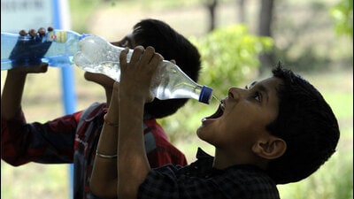 The forecast released by the IMD in Chandigarh on Sunday evening stated that Ludhiana will witness a rise in maximum temperatures by 2°C to 4°C during the next three days and no major change thereafter. (HT File Photo)