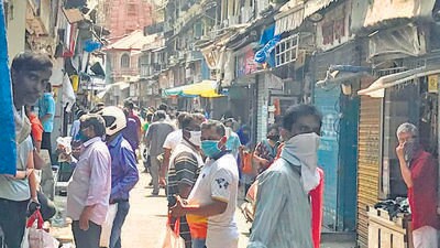 The new rent proposed by the BMC will depend on the grade of the market and commodity. For instance, Crawford Market is an A category market where business flourishes, so the rent will be more. Kokil, in his letter, made it a point to add that there was a huge difference between the business being carried on at Crawford Market and that being done at Lalbaug Market. (ANI)