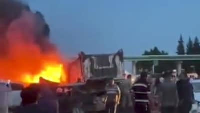Health Minister Fahrettin Koca said that fires broke out on the Iskenderun-Antakya highway. (Twitter)