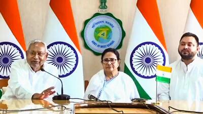 Bihar chief minister Nitish Kumar during his visit to Kolkata to meet West Bengal chief minister Mamata Banerjee as part of his outreach to opposition leaders on April 24) (PTI File) Bihar chief minister Nitish Kumar during his visit to Kolkata to meet West Bengal chief minister Mamata Banerjee as part of his outreach to opposition leaders on April 24) (PTI File)