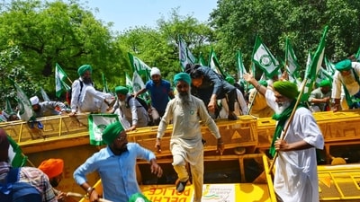 Bharatiya Kisan Union members at Jantar Mantar on Monday.. (Vipin Kumar/HT Photo)