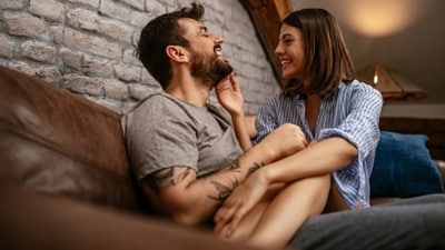 Signs of feeling safe with someone: Therapist shares tips (Unsplash) Signs of feeling safe with someone: Therapist shares tips (Unsplash)