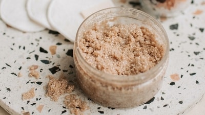 Watermelon lip scrub: Mix one tablespoon of mashed watermelon with one tablespoon of sugar and a teaspoon of coconut oil. Use this mixture to exfoliate your lips, leaving them smooth and moisturised. (Pexels) Watermelon lip scrub: Mix one tablespoon of mashed watermelon with one tablespoon of sugar and a teaspoon of coconut oil. Use this mixture to exfoliate your lips, leaving them smooth and moisturised. (Pexels)