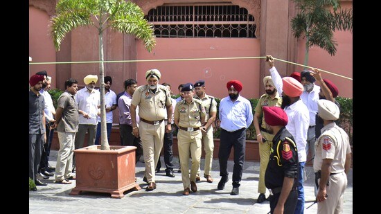 A similar blast took place in the area on Saturday night too, injuring one person. ((Photo by Sameer Sehgal /Hindustan Times))