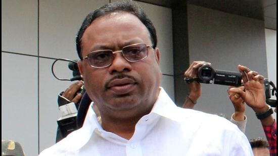 On Monday, Bharatiya Janata Party (BJP) state unit chief Chandrashekhar Bawankule claimed that Sharad Pawar’s resignation as NCP president and subsequent U-turn was nothing but a ‘nautanki’ or drama. (HT PHOTO)