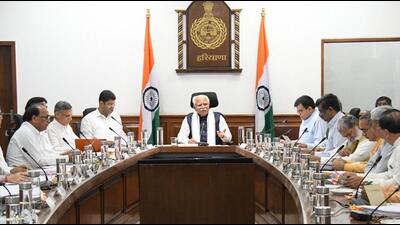 Liquor to cost more in Haryana, pubs licence fee reduced Liquor to cost more in Haryana, pubs licence fee reduced
