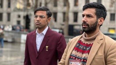 Biswa Kalyan Rath and Kanan Gill reunited for the former's new comedy special Mood Kharaab. Biswa Kalyan Rath and Kanan Gill reunited for the former's new comedy special Mood Kharaab.