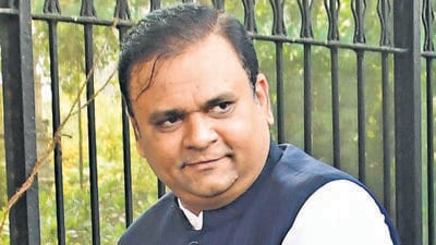 Narwekar, a BJP MLA from South Mumbai, who was elected Speaker before the Eknath Shinde-led government proved its majority, is of the opinion that the SC verdict will not topple the Shinde-Fadnavis government, and even in the event of Shinde’s disqualification, he can continue in the post. (Bhushan Koyande/HT Photo) Narwekar, a BJP MLA from South Mumbai, who was elected Speaker before the Eknath Shinde-led government proved its majority, is of the opinion that the SC verdict will not topple the Shinde-Fadnavis government, and even in the event of Shinde’s disqualification, he can continue in the post. (Bhushan Koyande/HT Photo)