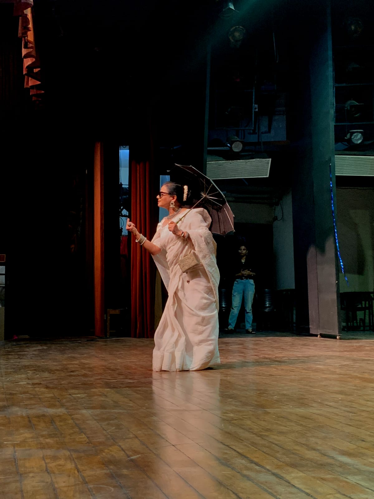 KNC professor, Soma Sengupta dressed up as Gangubai Kathiawadi from the Alia Bhatt-starrer film. KNC professor, Soma Sengupta dressed up as Gangubai Kathiawadi from the Alia Bhatt-starrer film.