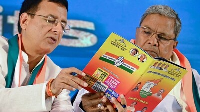 Congress says buses from Goa have been spotted in Karnataka the night before voting. Congress says buses from Goa have been spotted in Karnataka the night before voting.