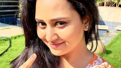 Actor Amulya took to Instagram to share a selfie after voting in the assembly polls on May 10. She wrote in her caption, “Vote for development, youth and women empowerment.” 