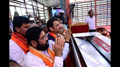 Maharashtra chief minister Eknath Shinde with deputy chief minister Devendra Fadnavis offered prayers at Ram Lalla Temple in Ayodhya on Sunday (Eknath Shinde Twitter/ANI) Maharashtra chief minister Eknath Shinde with deputy chief minister Devendra Fadnavis offered prayers at Ram Lalla Temple in Ayodhya on Sunday (Eknath Shinde Twitter/ANI)