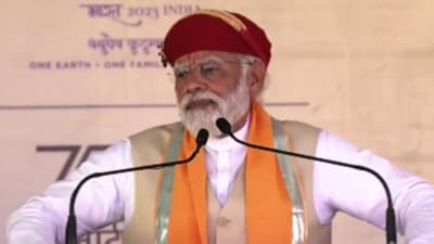PM Modi arrived in Rajasthan on Wednesday morning and offered prayers at the Shrinathji temple (Twitter Photo) PM Modi arrived in Rajasthan on Wednesday morning and offered prayers at the Shrinathji temple (Twitter Photo)