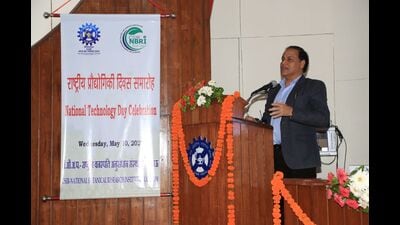 Prof. Ashwani Pareek, executive director, NABI, Mohali, delivering a special lecture ‘Casting Indian Agriculture @2047’ at CSIR-NBRI, Lucknow. (HT Photo) Prof. Ashwani Pareek, executive director, NABI, Mohali, delivering a special lecture ‘Casting Indian Agriculture @2047’ at CSIR-NBRI, Lucknow. (HT Photo)