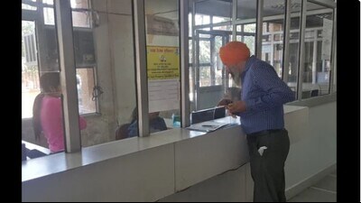 The facility, introduced by the UT department of information technology, Chandigarh administration in collaboration with Stock Holding Corporation of India Limited, was launched by UT IT director Rupesh Kumar on Wednesday. (HT File Photo) The facility, introduced by the UT department of information technology, Chandigarh administration in collaboration with Stock Holding Corporation of India Limited, was launched by UT IT director Rupesh Kumar on Wednesday. (HT File Photo)