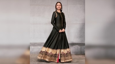 Aditi Rao Hydari shares her excitement about wearing the designer after a long time and wrote, "In @anand.kabra after sooooooo long!." (Instagram/@aditiraohydari) Aditi Rao Hydari shares her excitement about wearing the designer after a long time and wrote, "In @anand.kabra after sooooooo long!." (Instagram/@aditiraohydari)