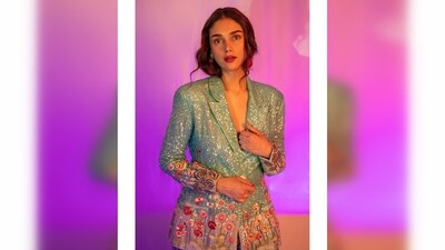 Aditi Rao Hydari picked her outfit for the glam night from the shelves of designer Rahul Mishra's collection. (Instagram/@aditiraohydari) Aditi Rao Hydari picked her outfit for the glam night from the shelves of designer Rahul Mishra's collection. (Instagram/@aditiraohydari)