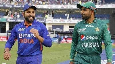 India skipper Rohit Sharma with Pakistani counterpart Babar Azam (ACC/File Photo) India skipper Rohit Sharma with Pakistani counterpart Babar Azam (ACC/File Photo)