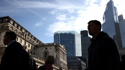 Dring tells Bloomberg that he expects just a 3% decline in prime central London prices, less than in London as a whole. (REUTERS)