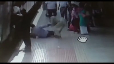 RPF constable saves life of passenger. (Twitter/@Railway Protection Force) RPF constable saves life of passenger. (Twitter/@Railway Protection Force)