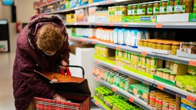 As the crisis worsens, one in five Britishers has coped to financial aid to pay for his/her essentials. (Representative image) As the crisis worsens, one in five Britishers has coped to financial aid to pay for his/her essentials. (Representative image)