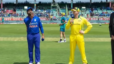 Rohit Sharma (L) with Steve Smith (BCCI) Rohit Sharma (L) with Steve Smith (BCCI)