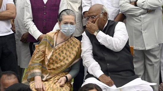 The Congress shared a screenshot of Sonia Gandhi's speech in Hindi on its Twitter handle as well as a YouTube video link of the speech.