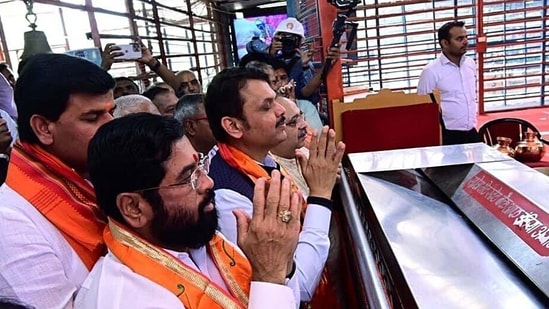 Maharashtra chief minister Eknath Shinde with deputy chief minister Devendra Fadnavis offered prayers at Ram Lalla Temple in Ayodhya on Sunday (Eknath Shinde Twitter/ANI) (HT_PRINT)