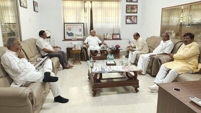 CM Bommai met senior BJP leader and Lingayat strongman BS Yediyurappa and other party leaders on Friday and held discussions. (ANI) CM Bommai met senior BJP leader and Lingayat strongman BS Yediyurappa and other party leaders on Friday and held discussions. (ANI)