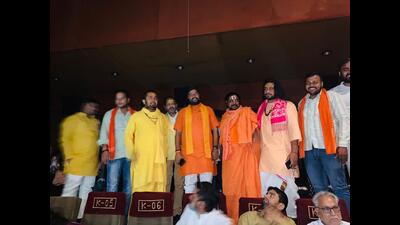Hindu Yuva Vahini workers at a theatre in Varanasi. (HT Photo)