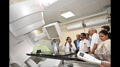 Jharkhand CM Hemant Soren at the inauguration of the cancer hospital in Ranchi on Friday. (HT Photo) Jharkhand CM Hemant Soren at the inauguration of the cancer hospital in Ranchi on Friday. (HT Photo)