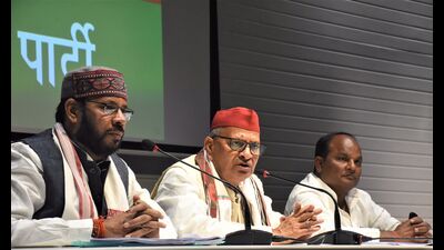 Manoj Pandey, the SP MLA, and party’s state unit chief Naresh Uttam Patel at a press conference in Lucknow on May 12. (Sourced) Manoj Pandey, the SP MLA, and party’s state unit chief Naresh Uttam Patel at a press conference in Lucknow on May 12. (Sourced)