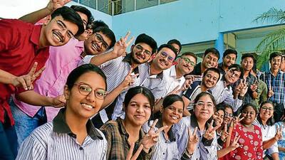Students celebrate CBSE results in Prayagraj on Friday. (HT Photo) Students celebrate CBSE results in Prayagraj on Friday. (HT Photo)