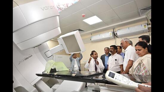 Jharkhand CM Hemant Soren at the inauguration of the cancer hospital in Ranchi on Friday. (HT Photo)
