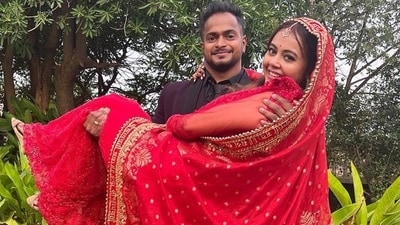 Devoleena Bhattacharjee talk about The Kerala Story. Devoleena Bhattacharjee talk about The Kerala Story.