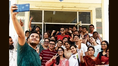 In India, the number of class 12 students who secured more than 90% but less than 95% dropped from 9.39% in 2022 to 6.80% this year. Similarly, students who scored more than 95%, dipped to 1.36% of the total candidates this year from 2.33% in 2022. Similarly in class 10, the number of students scoring more than 95% also decreased with 44,297 students scoring 95% and above, as against 64,908 students last year. (Bachchan Kumar/ HT PHOTO) In India, the number of class 12 students who secured more than 90% but less than 95% dropped from 9.39% in 2022 to 6.80% this year. Similarly, students who scored more than 95%, dipped to 1.36% of the total candidates this year from 2.33% in 2022. Similarly in class 10, the number of students scoring more than 95% also decreased with 44,297 students scoring 95% and above, as against 64,908 students last year. (Bachchan Kumar/ HT PHOTO)