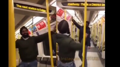 Indians dance in London metro. (Instagram/@UB1UB2)