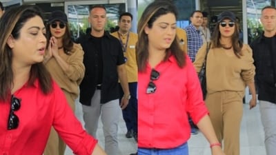 Priyanka Chopra greeted the paparazzi with 'namaste' as she arrived in Delhi. Priyanka Chopra greeted the paparazzi with 'namaste' as she arrived in Delhi.