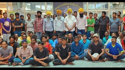 The fishermen are part of the 500 Indian prisoners — 499 fishermen and one civilian — who were to be released and repatriated by Pakistan by July 3 this year (HT Photo) The fishermen are part of the 500 Indian prisoners — 499 fishermen and one civilian — who were to be released and repatriated by Pakistan by July 3 this year (HT Photo)